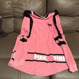 PINK by Victoria’s Secret pullover